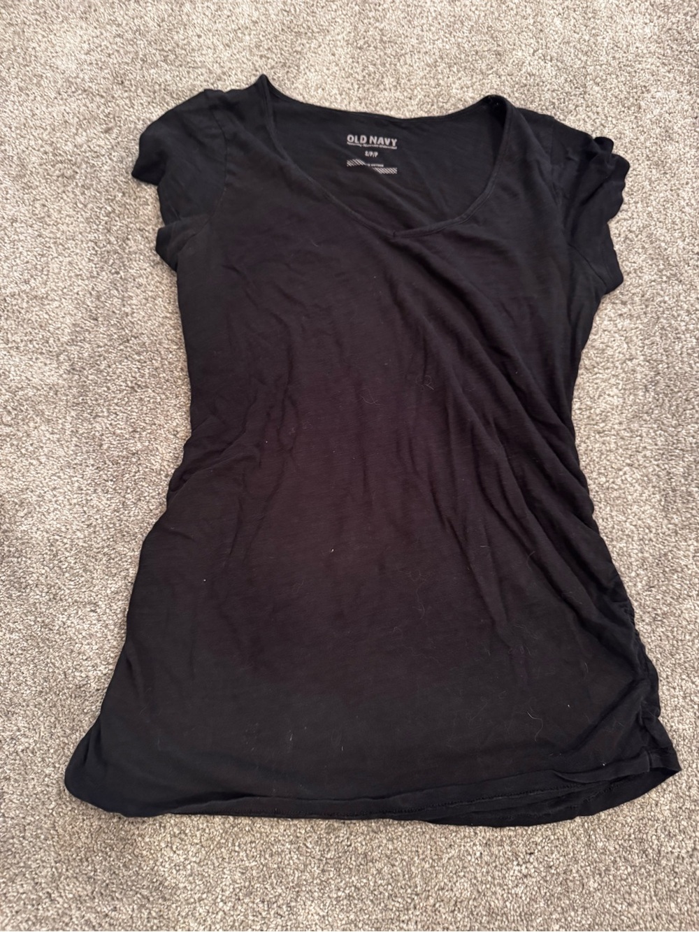 Old Navy Women's Maternity Black Short-Sleeve Scoop Neck Tee